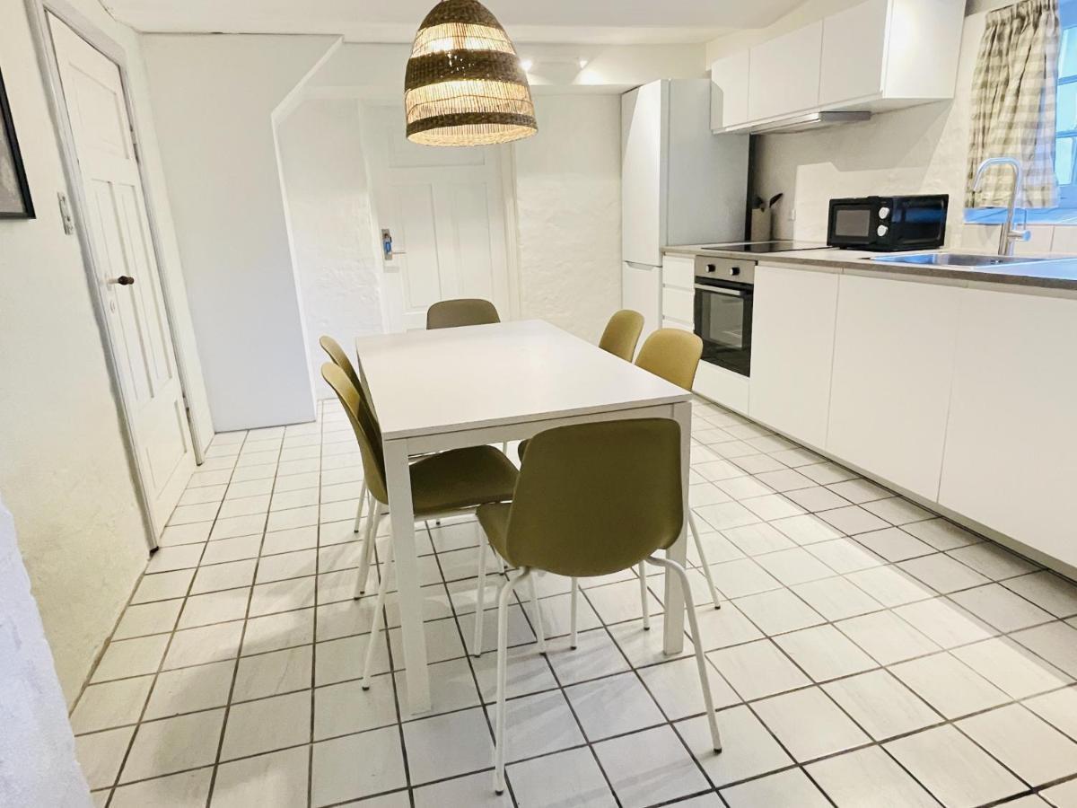 Aday - Aalborg Mansion - Charming 3 Bedroom Apartment Extérieur photo